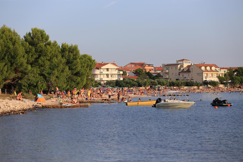 Camp Porat Hotel Povljana Luaran gambar